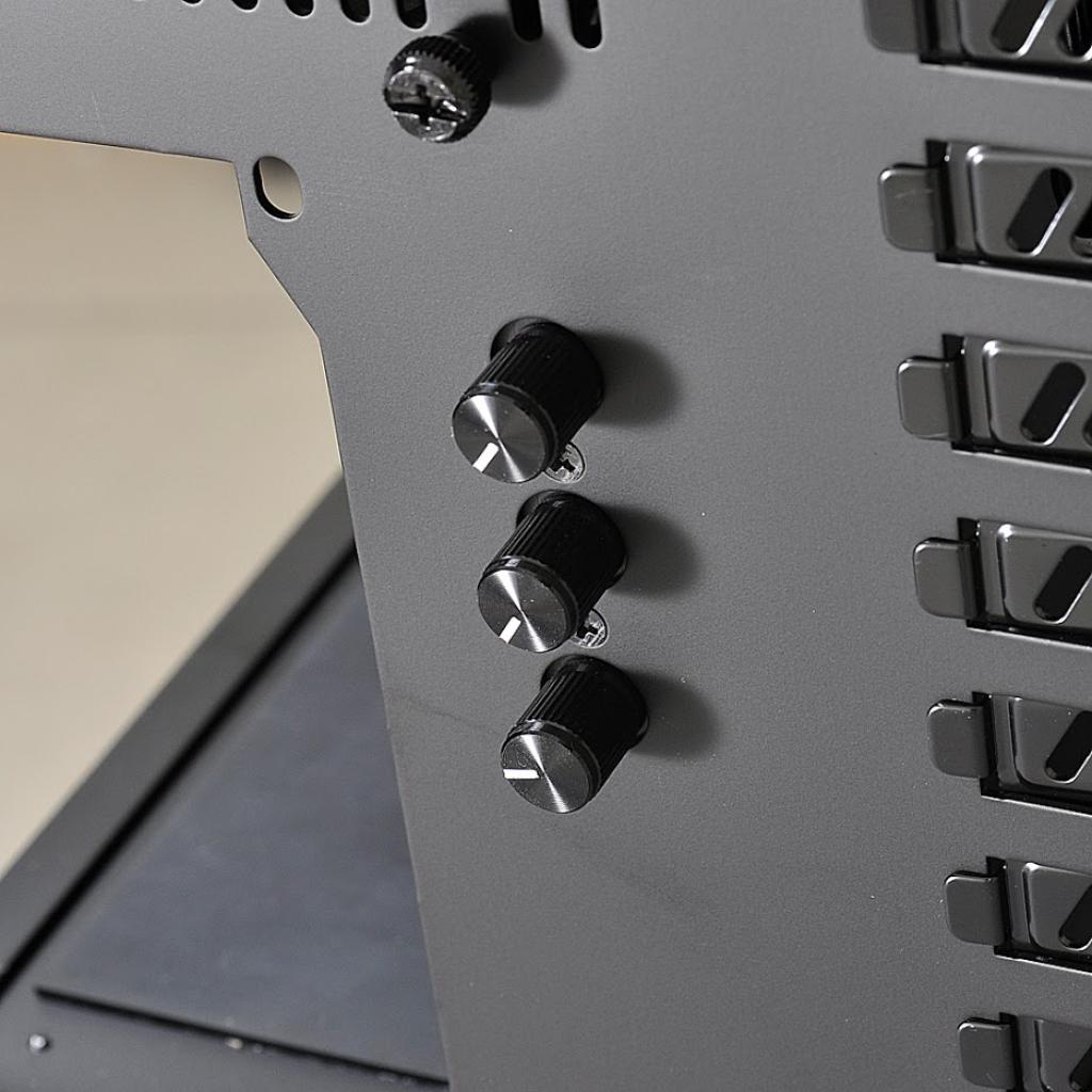 [15/09/2016] Lian Li PC O8WBW 16 