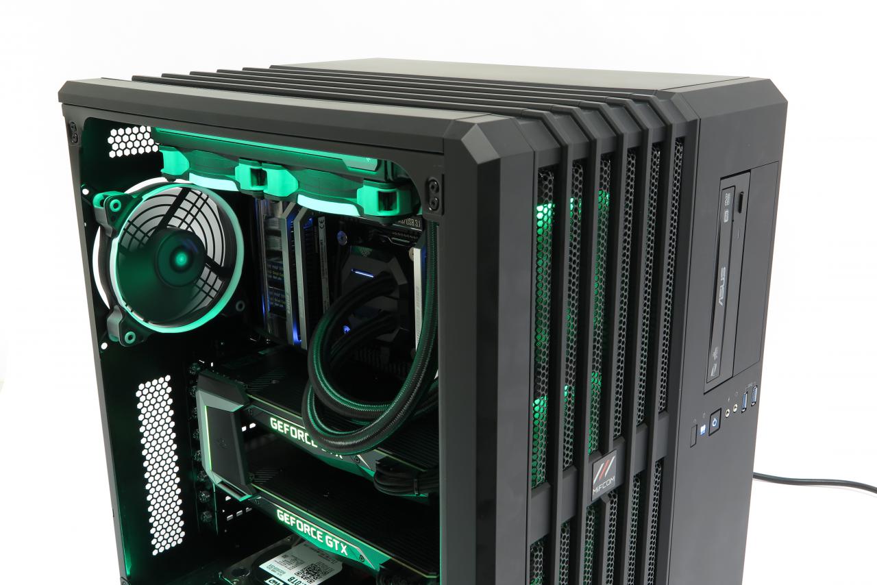 [07/09/2016] Mifcom Blackbox Titan X Mainframe im Test: Der zweifache Spiele-Titan im UHD-Leistungs-Check (5)