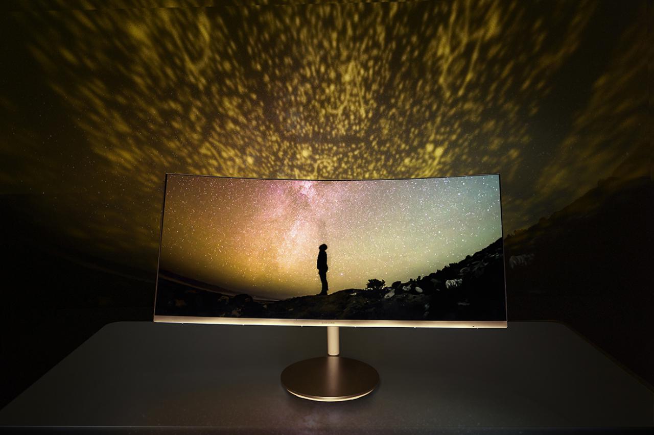 [01/09/2016] Samsung CF791 2