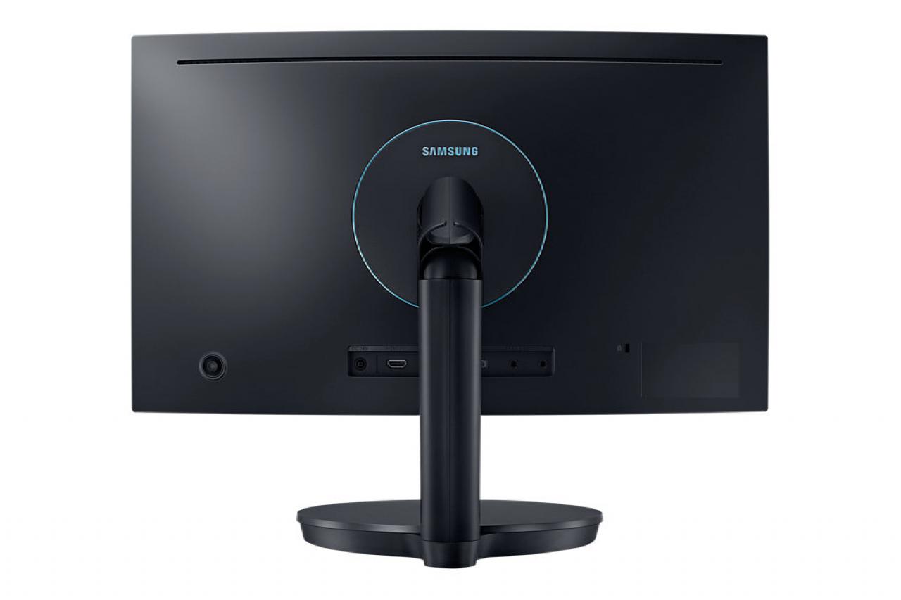 [01/09/2016] Samsung CFG70 1
