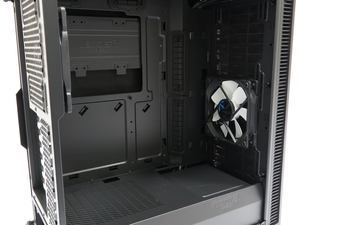 [31/10/2016] Fractal Design Define C: das neue Modell der Define-Serie im Test (4)