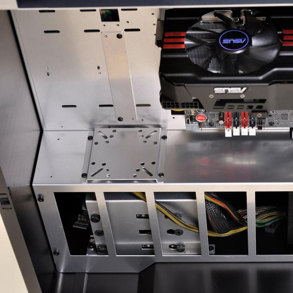 [17/10/2016] Lian Li PC-V3000: Prototyp mit gedrehtem Mainboard vorgestellt (1)