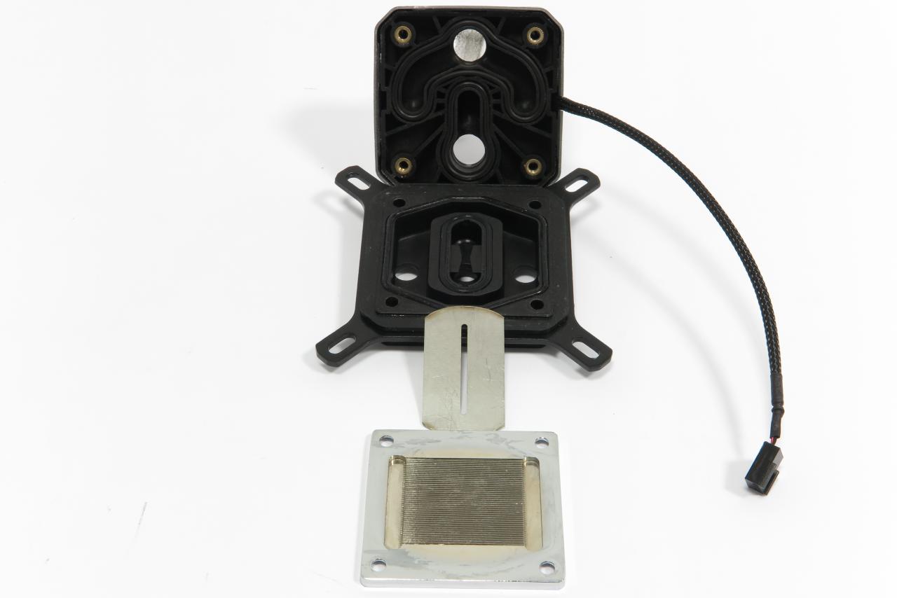 [21/11/2016] Alphacool Eisblock XPX: Neue CPU-Wakü-Referenz für 70 Euro (26)
