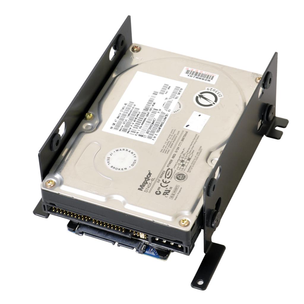 [04/11/2016] Lian Li PC-Q37: Kleines Mini-ITX-Gehäuse mit viel Hartglas (17)
