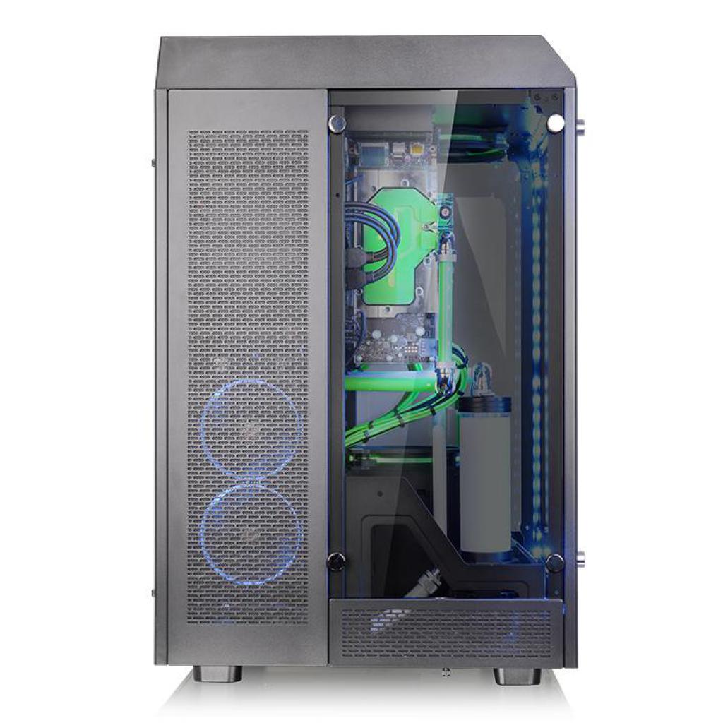 [26/11/2016] The Tower 900 von Thermaltake ist ein modulares E-ATX-Gehäuse und soll Casemoddern und Kühlfetischisten umfangreiche Möglichkeiten einräumen. (2)