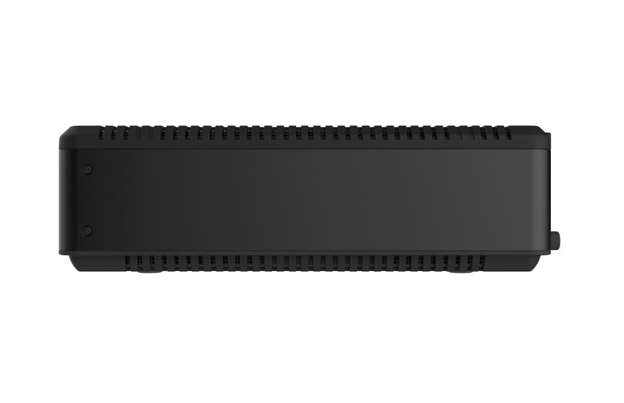 [06/11/2016] Zotac Zbox Magnus ERX480 (8)