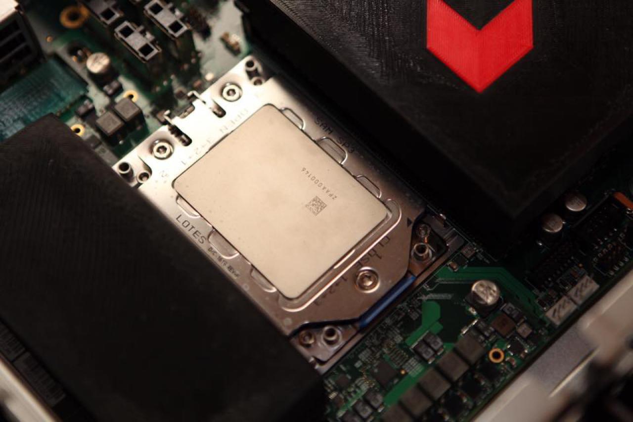 [10/12/2016] AMD Naples: 