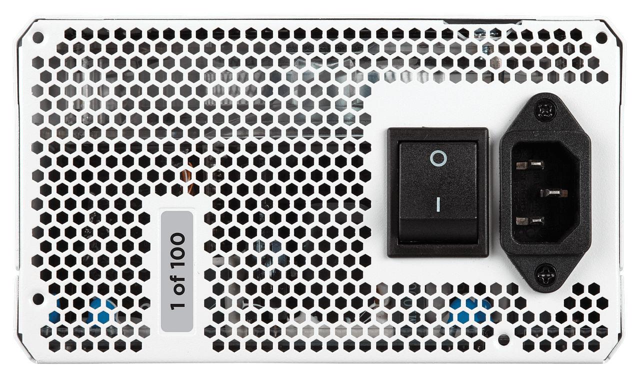 [07/12/2016] Corsair RM1000i Special Edition (3)