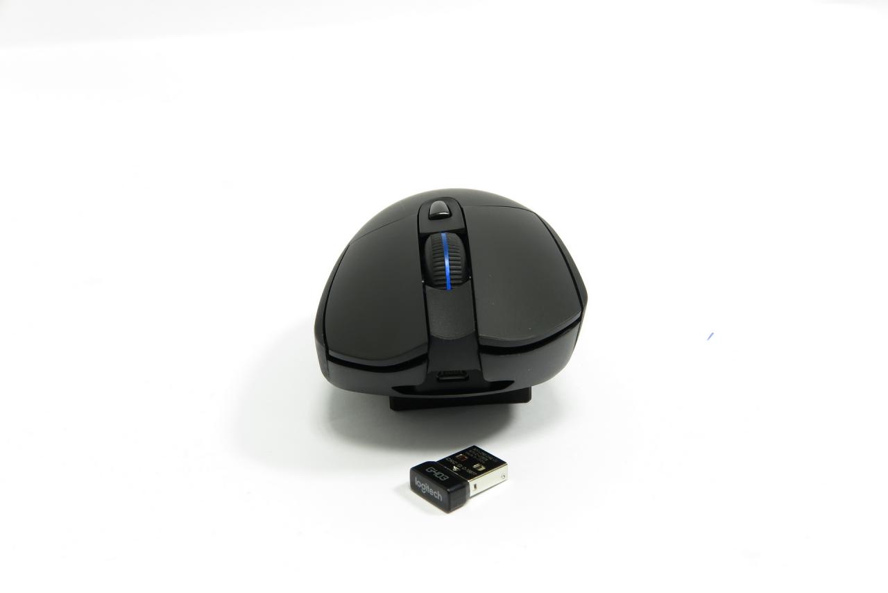 [21/12/2016] Logitech G403 Prodigy: Drahtlos vs. verdrahtet - wer ist der bessere Spielpartner? (10)