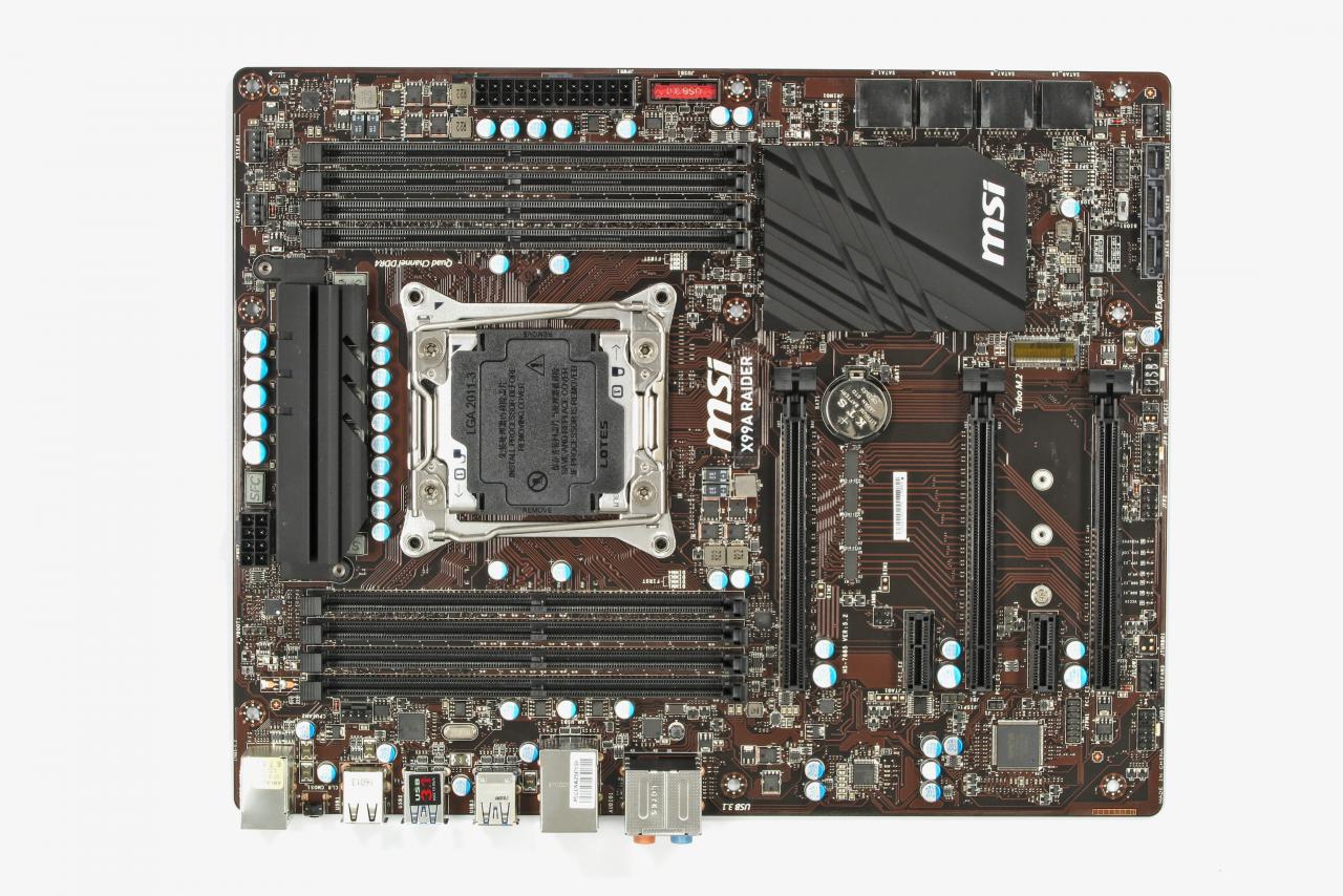 [21/12/2016] MSI X99A Raider: Wer eine Broadwell-E-CPU betreiben möchte, braucht ein Board mit entsprechenden 2011-3-Sockel. Hierfür ist das X99A Raider von MSI für ca. 200 Euro noch eine bezahlbare Option.