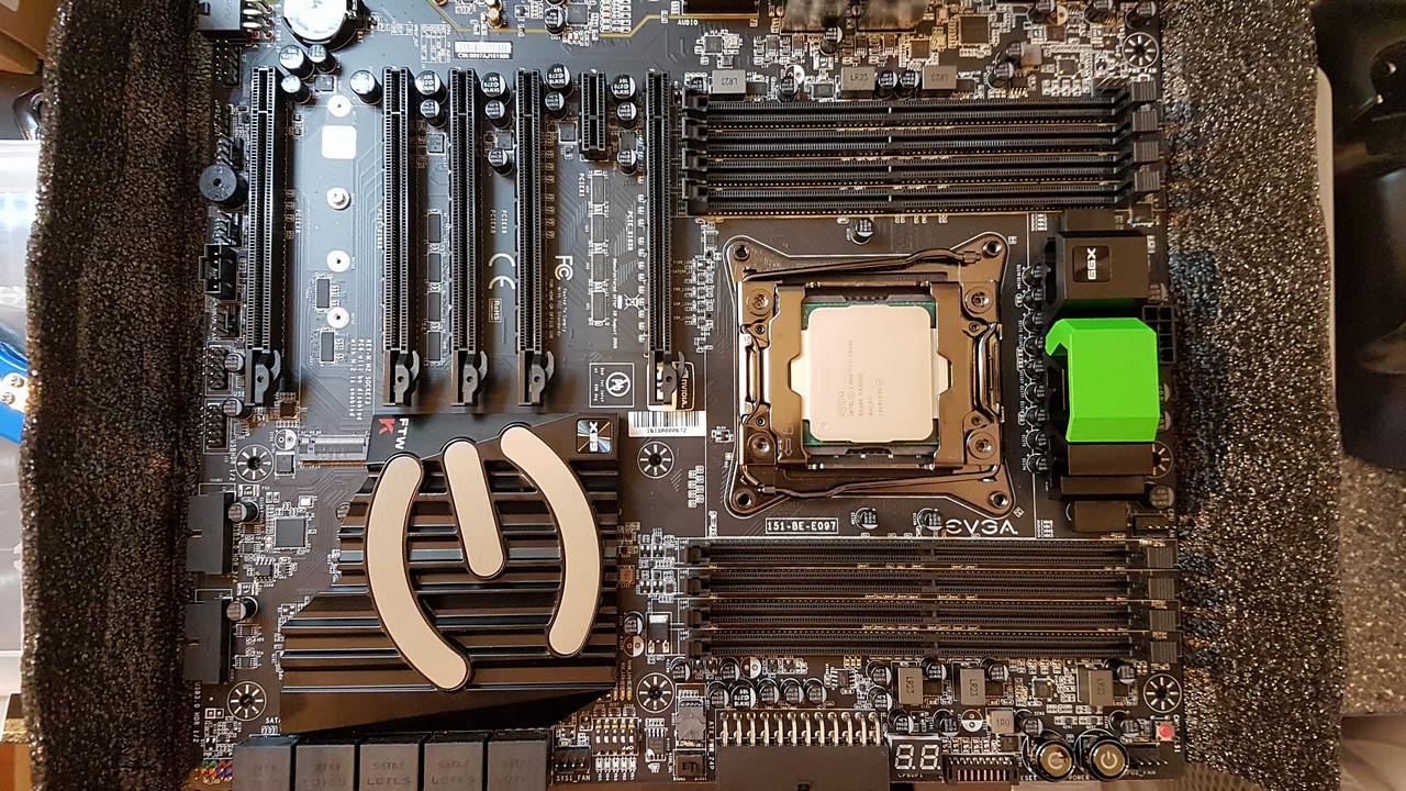 [08/12/2016] Casemod mit dem Dreh: Ein Jonsbo Mod1 wird auf den Kopf gestellt (24)