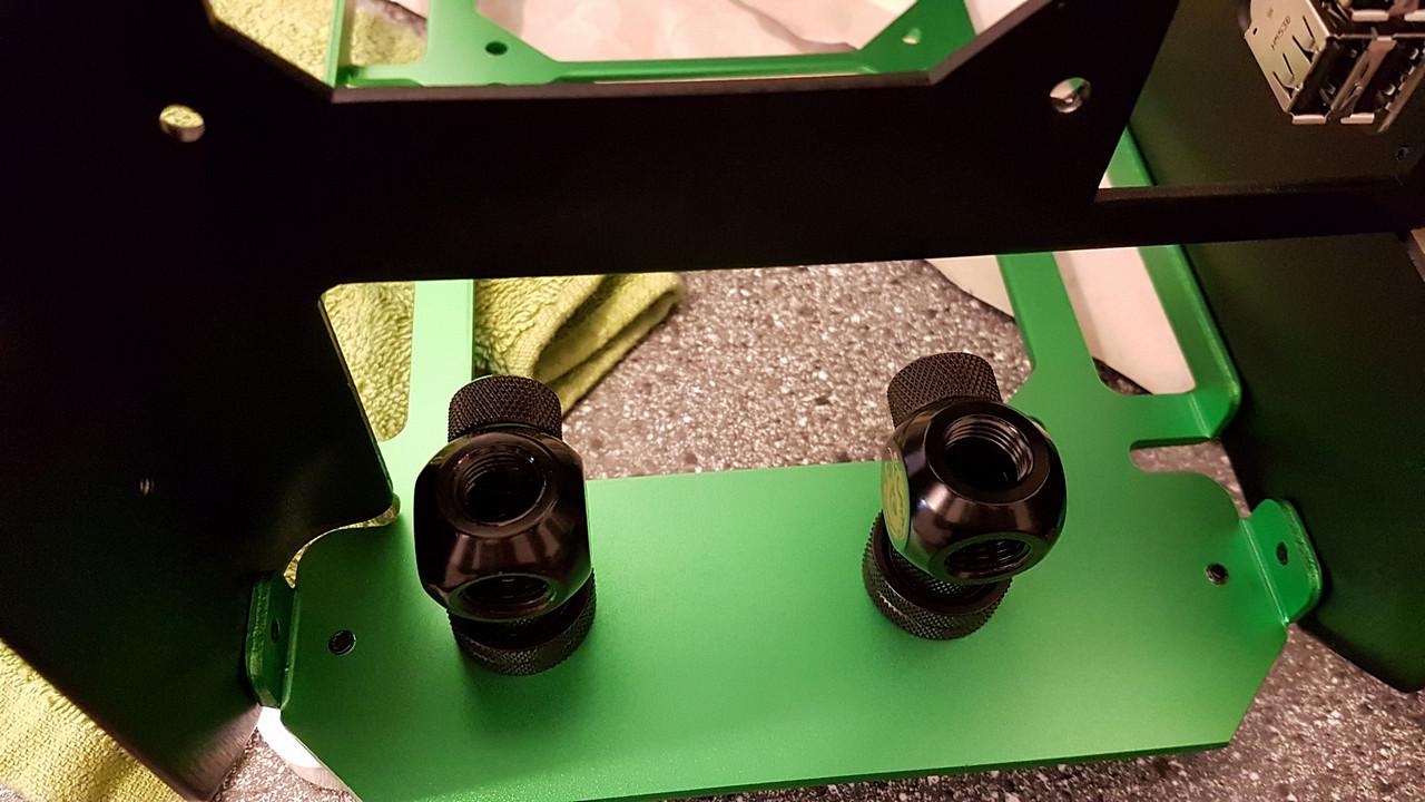 [08/12/2016] Casemod mit dem Dreh: Ein Jonsbo Mod1 wird auf den Kopf gestellt (40)