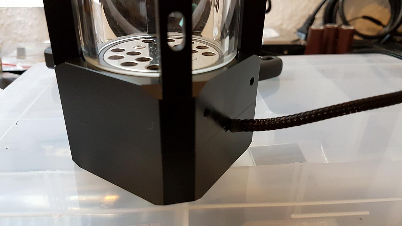 [08/12/2016] Casemod mit dem Dreh: Ein Jonsbo Mod1 wird auf den Kopf gestellt (56)