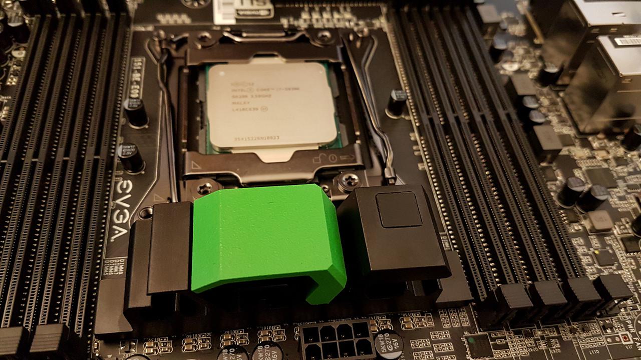 [08/12/2016] Casemod mit dem Dreh: Ein Jonsbo Mod1 wird auf den Kopf gestellt (60)