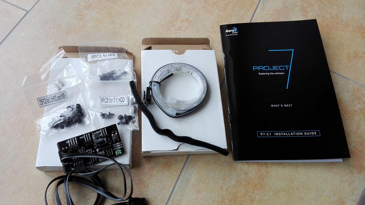 [06/12/2016] Aerocool Project7 P7-C1 Tempered Glass (2)