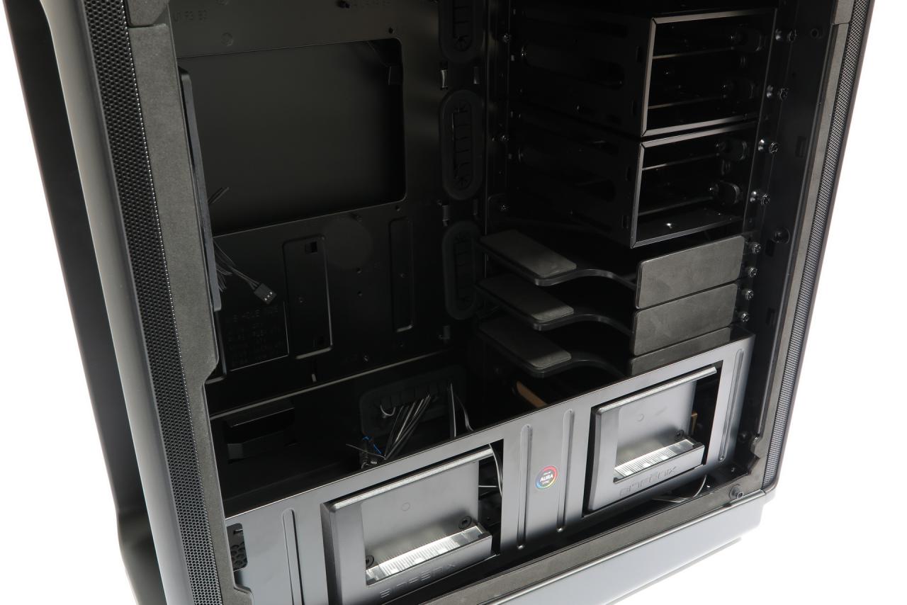 [06/12/2016] Bitfenix Shogun: Bitfenix' neues Gehäuseflaggschiff im Test (3)