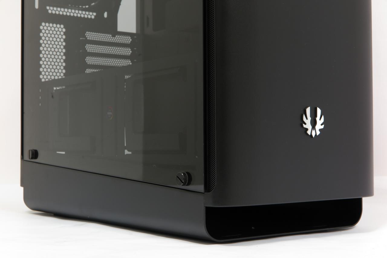 [06/12/2016] Bitfenix Shogun: Bitfenix' neues Gehäuseflaggschiff im Test (2)