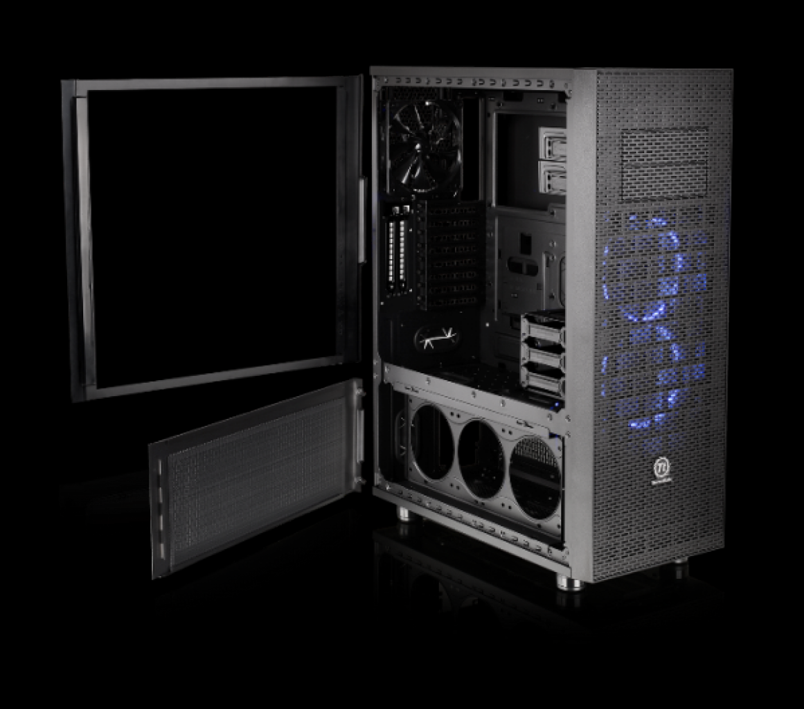 [20/12/2016] Thermaltake Core X71 (2)