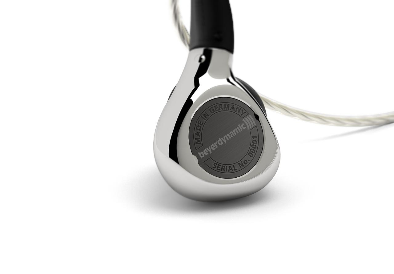 [17/12/2016] Xelento remote (2)