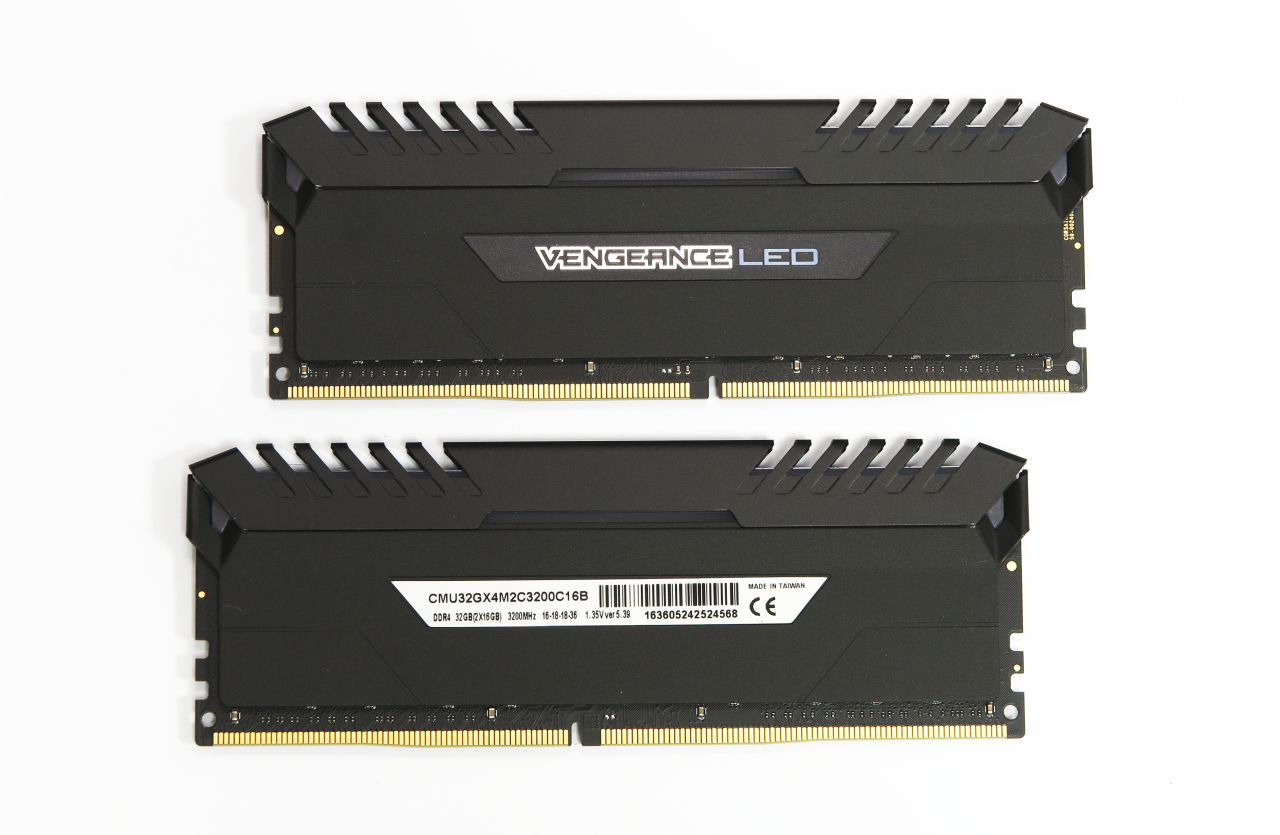 [13/12/2016] Corsair Vengeance LED CMU32GX4M2C3200C16B