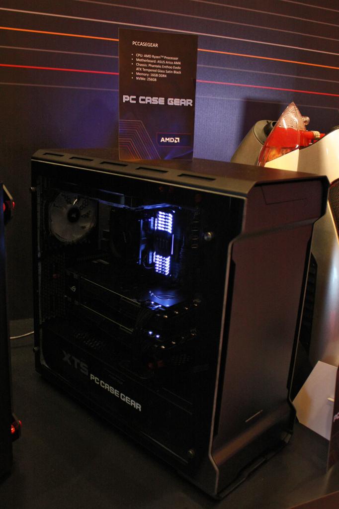 [07/01/2017] CES 2017: AMD zeigt AM4-Komplettsysteme mit Ryzen (6)