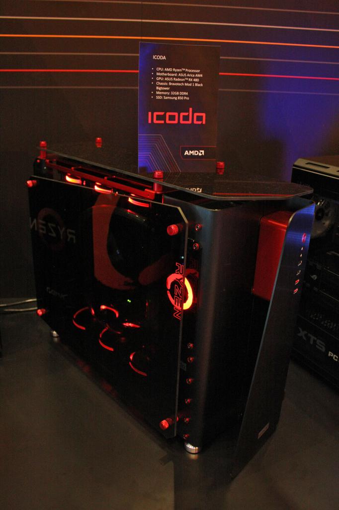 [07/01/2017] CES 2017: AMD zeigt AM4-Komplettsysteme mit Ryzen (7)
