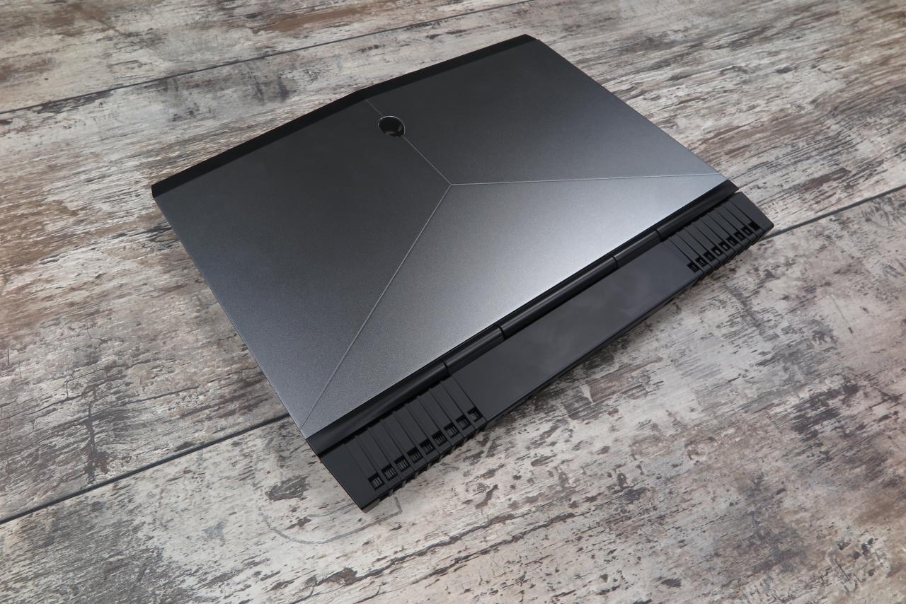[24/01/2017] Alienware 13 R3: Endlich ein OLED-Display