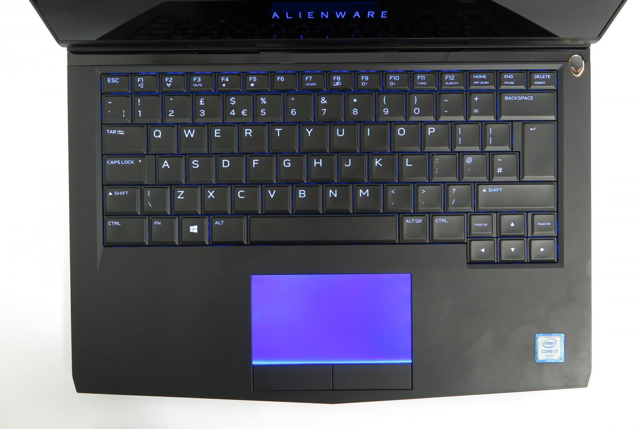 [24/01/2017] Alienware 13 R3: Auch das Touchpad ist beleuchtet