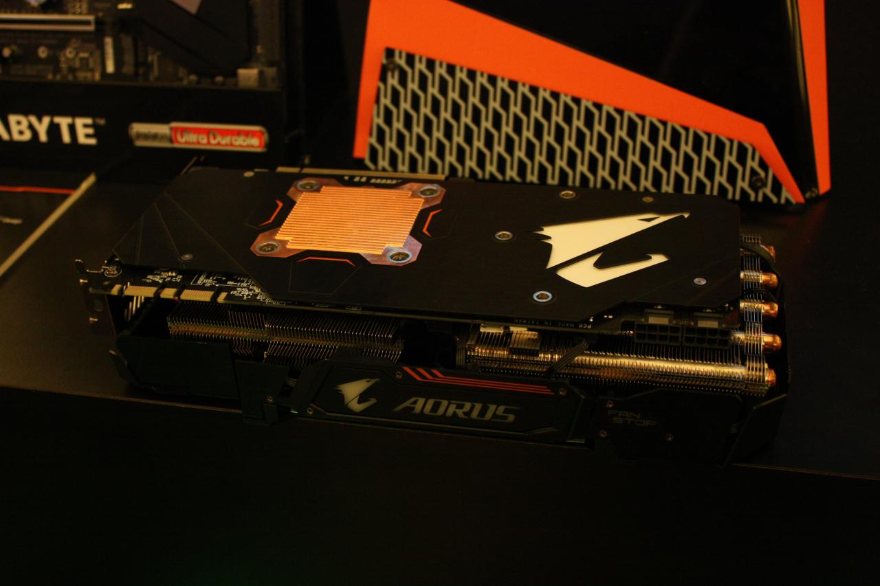 [11/01/2017] Aorus GTX Designstudie 04