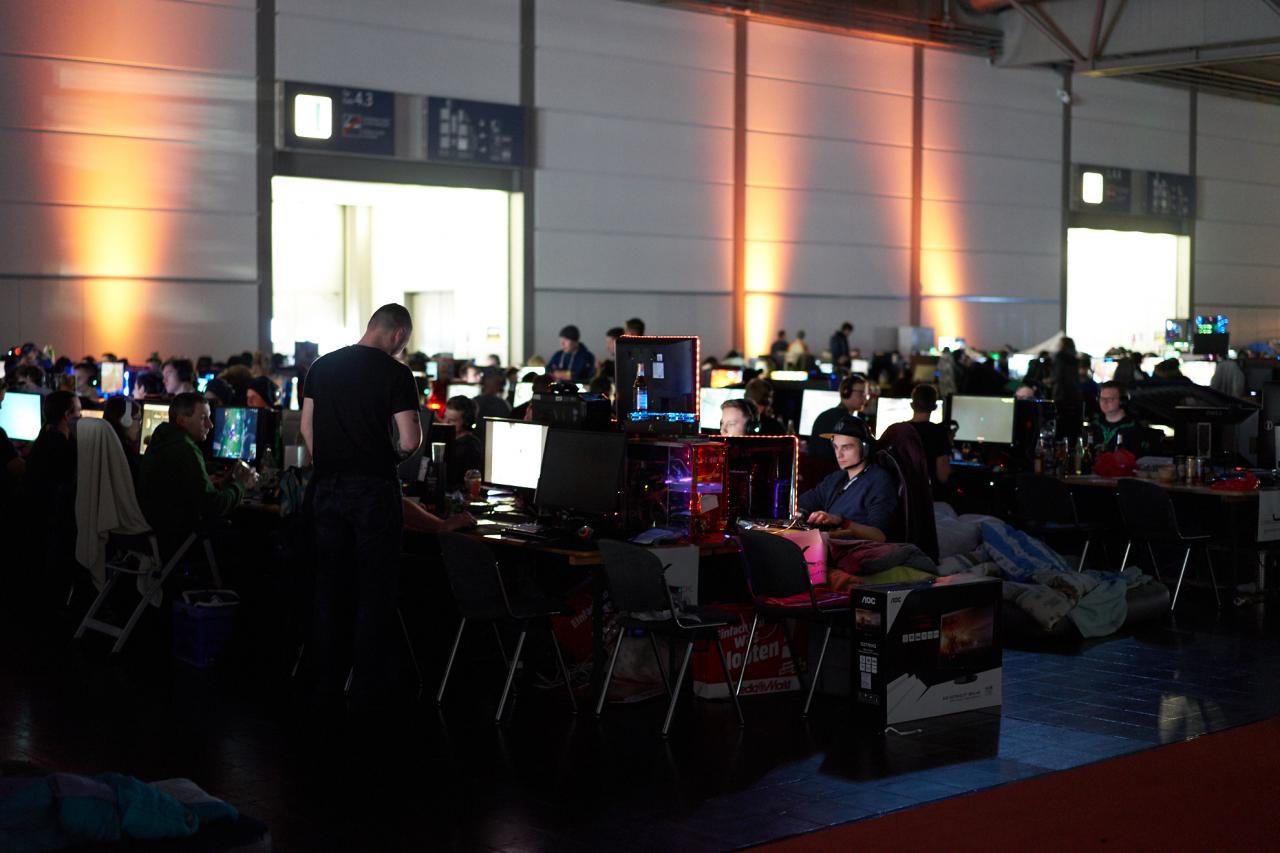 [16/01/2017] PCGH auf der Dreamhack Leipzig 2017: Von müden Gamern, CS-GO-Turnieren und Cosplayern (100)