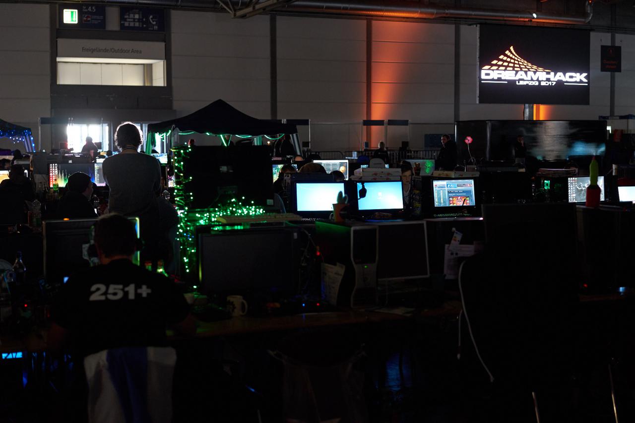 [16/01/2017] PCGH auf der Dreamhack Leipzig 2017: Von müden Gamern, CS-GO-Turnieren und Cosplayern (124)