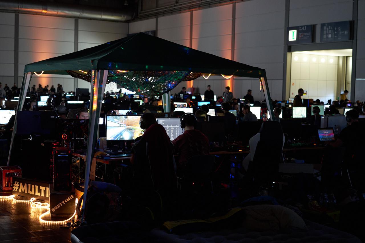 [16/01/2017] PCGH auf der Dreamhack Leipzig 2017: Von müden Gamern, CS-GO-Turnieren und Cosplayern (127)