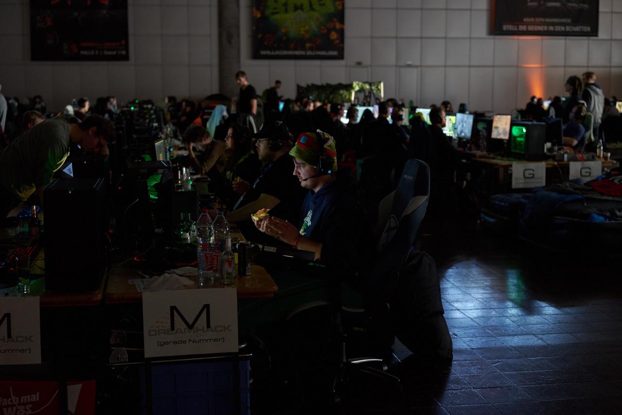 [16/01/2017] PCGH auf der Dreamhack Leipzig 2017: Von müden Gamern, CS-GO-Turnieren und Cosplayern (128)