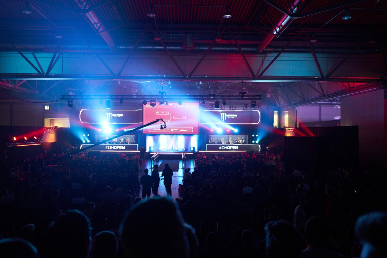 [16/01/2017] PCGH auf der Dreamhack Leipzig 2017: Von müden Gamern, CS-GO-Turnieren und Cosplayern (171)
