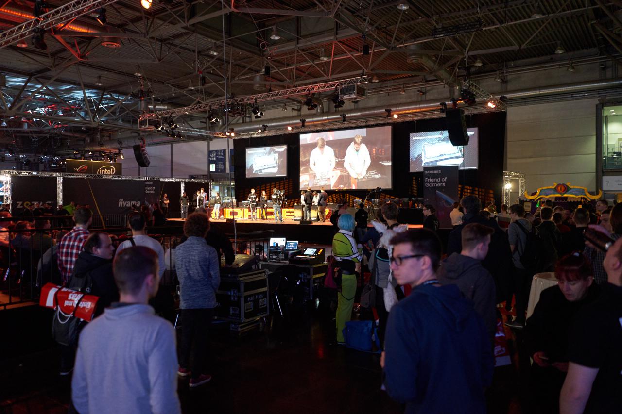 [16/01/2017] PCGH auf der Dreamhack Leipzig 2017: Von müden Gamern, CS-GO-Turnieren und Cosplayern (175)