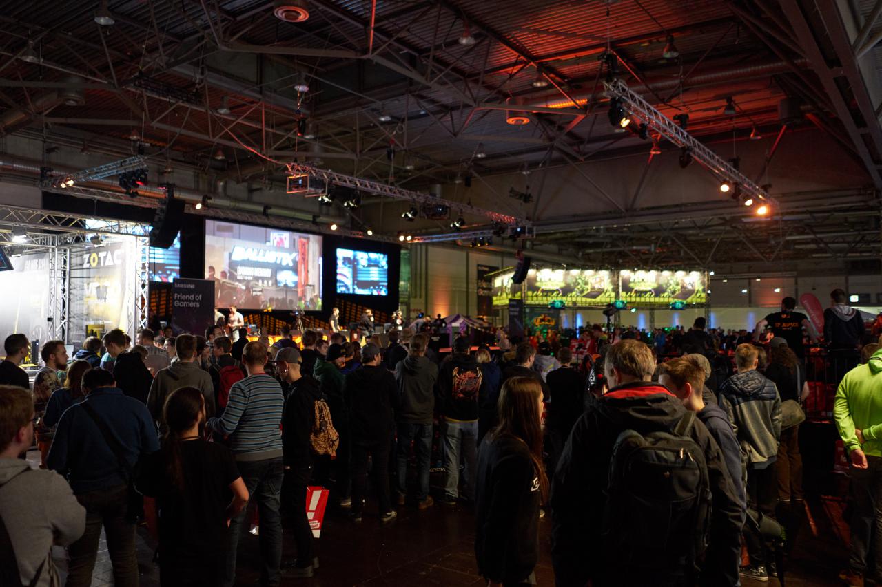 [16/01/2017] PCGH auf der Dreamhack Leipzig 2017: Von müden Gamern, CS-GO-Turnieren und Cosplayern (177)