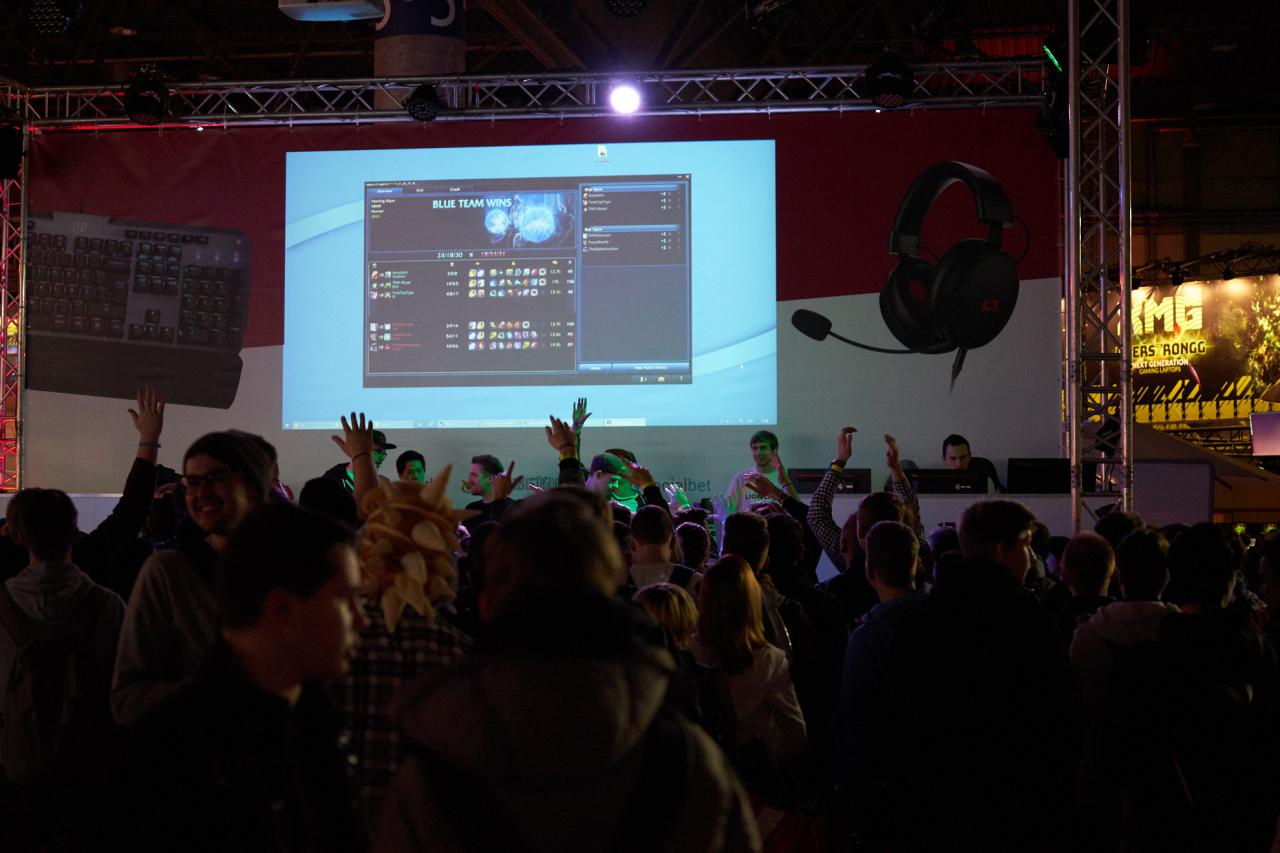 [16/01/2017] PCGH auf der Dreamhack Leipzig 2017: Von müden Gamern, CS-GO-Turnieren und Cosplayern (51)