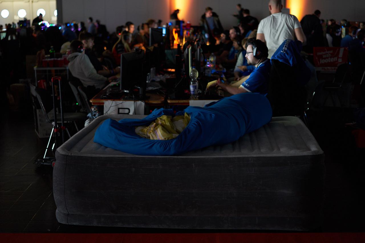 [16/01/2017] PCGH auf der Dreamhack Leipzig 2017: Von müden Gamern, CS-GO-Turnieren und Cosplayern (94)