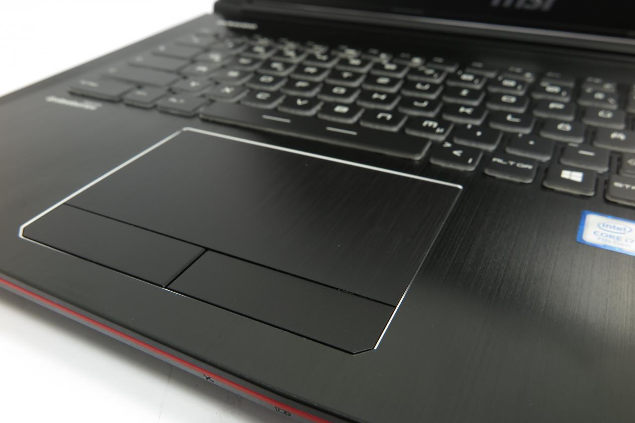 [04/01/2017] Touchpad des MSI GE62 7RE-088 Apache Pro