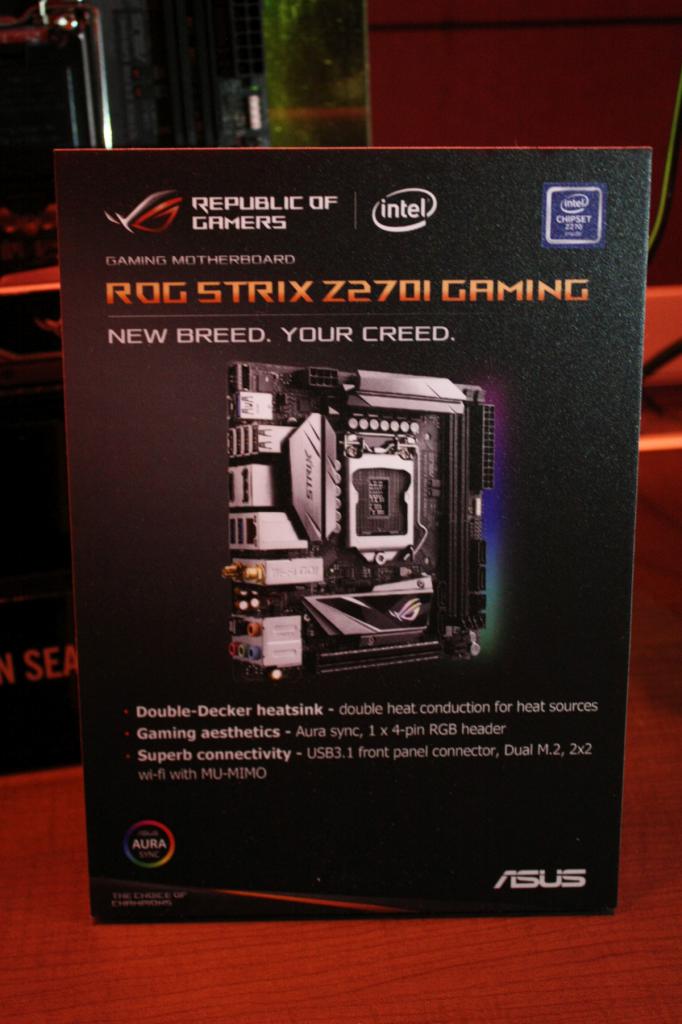 [10/01/2017] ROG Strix Z270I Gaming 02