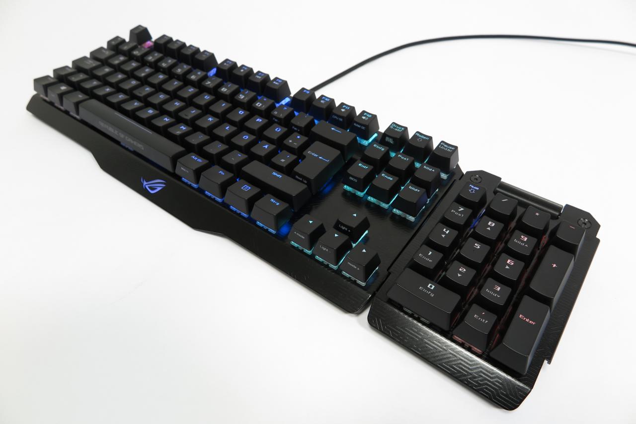 [12/01/2017] Asus ROG Claymore: Bunter Lichtspieler mit modularem Nummernblock im Test (4)