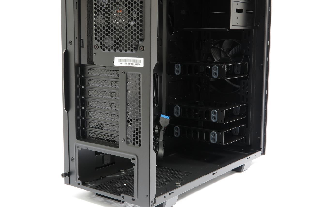 [17/01/2017] Be quiet Pure Base 600 im Test: Neues, günstiges und gut kühlendes Gehäuse für Einsteiger (11)