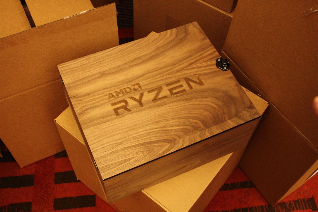 [22/02/2017] AMD Ryzen 7 1800X Holzkiste 1 