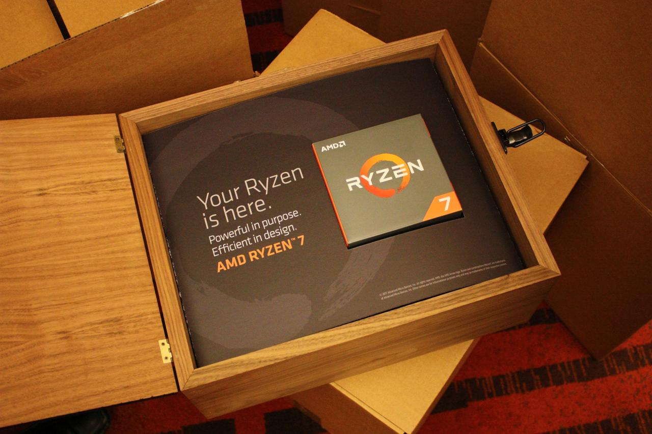 [22/02/2017] AMD Ryzen 7 1800X Holzkiste 2 