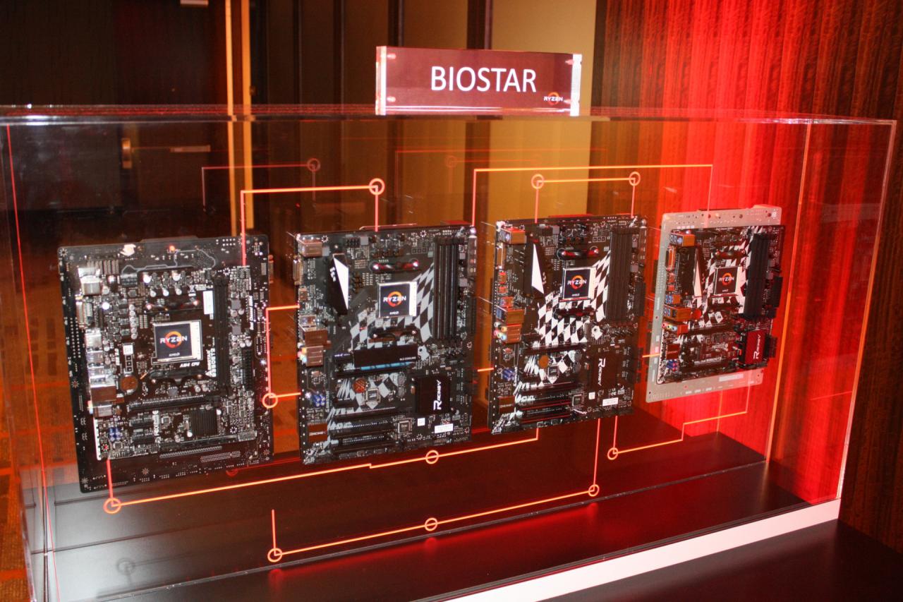 [22/02/2017] AMDs Radeon-Vega-Prototyp (12)
