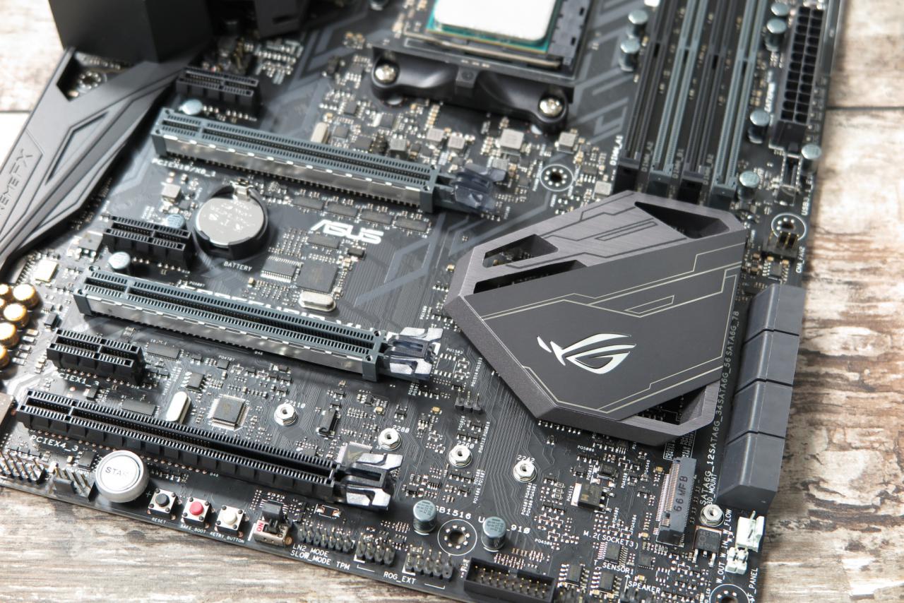 [23/02/2017] Asus ROG Crosshair VI Hero für Ryzen-Test im PCGH-Testlabor (7)