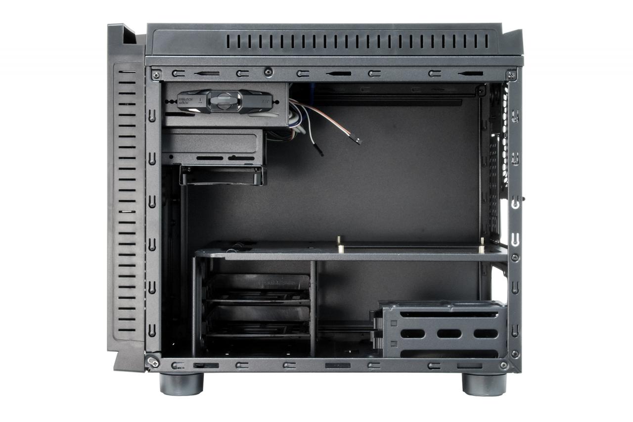 [02/02/2017] Chieftec Gaming Cube: Aufklappbarer Micro-ATX-Würfel vorgestellt (2)