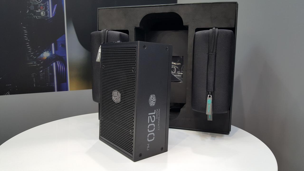 [23/03/2017] Cooler Master auf der Cebit (5)