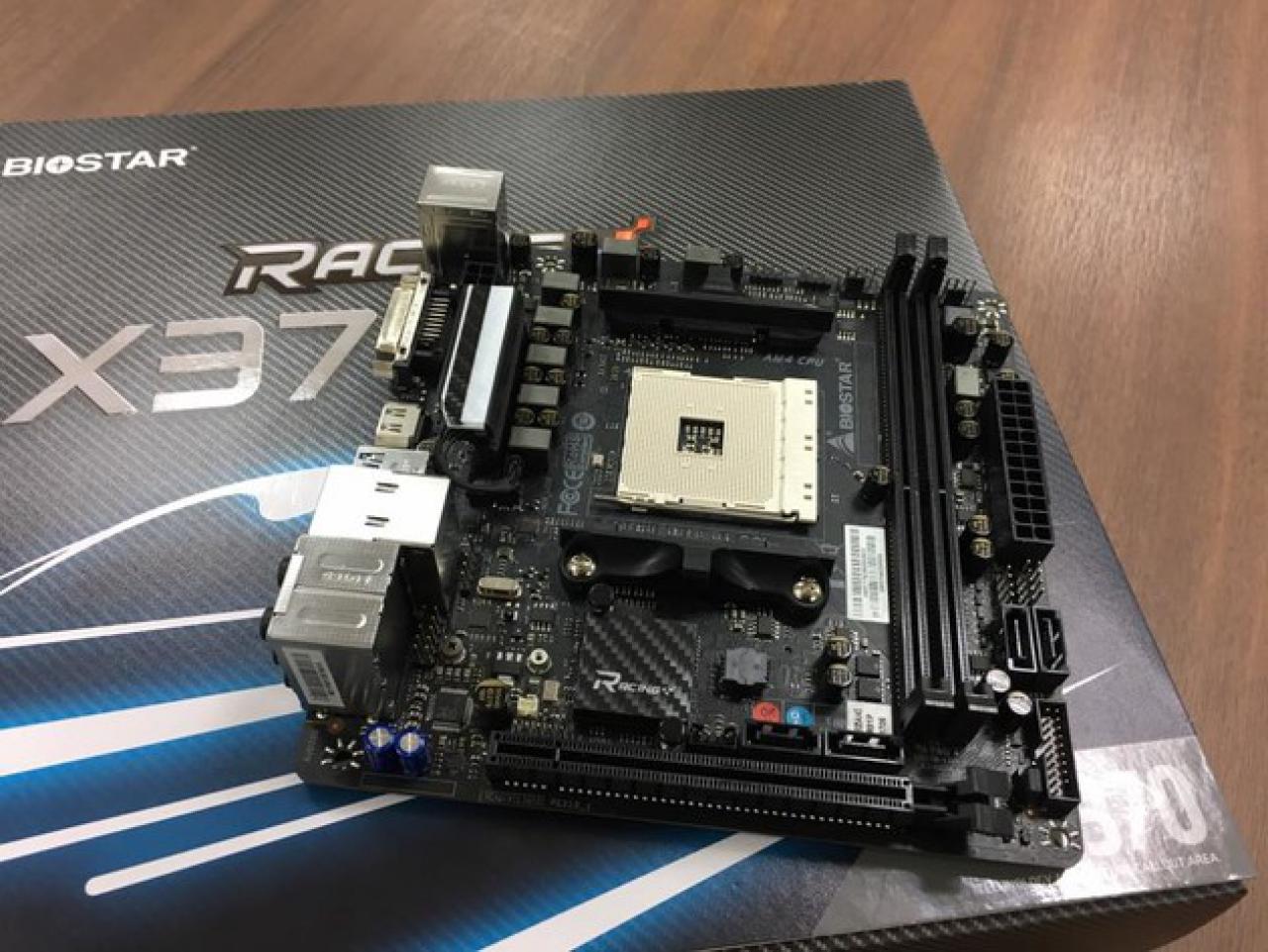 [04/03/2017] Biostar Racing X370-GTN (3)