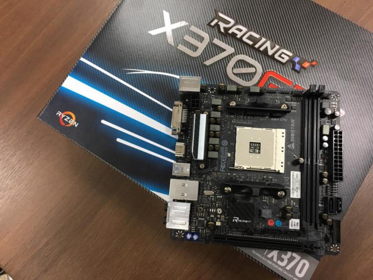 [04/03/2017] Biostar Racing X370-GTN (4)